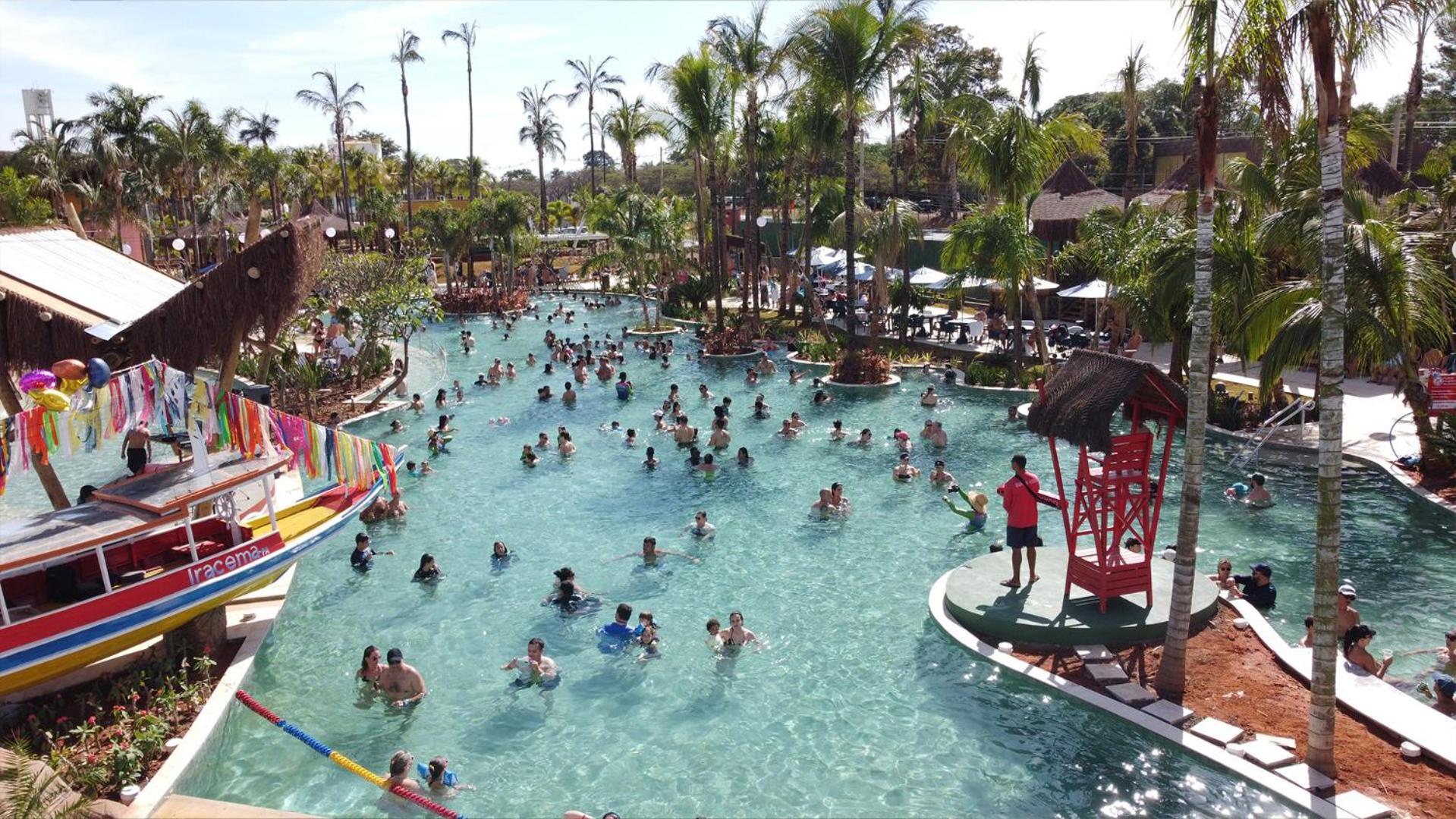 Hot Beach Resort Olímpia Exteriör bild Splash Island
